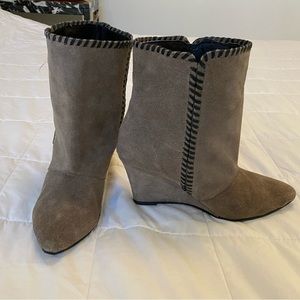 CHARLES by Charles David Boots—8